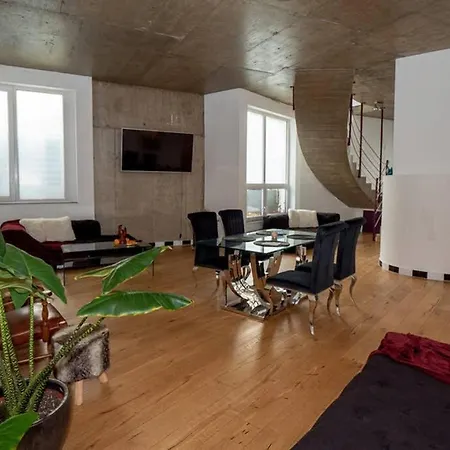 Lofthaus Leaders' Visions * Cologne